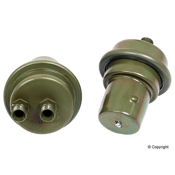 Porsche Fuel Injection Fuel Accumulator - Bosch